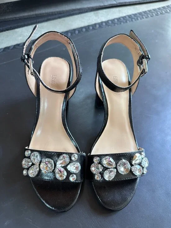 Expression Jewelled Block Heels - Picture 3 of 5